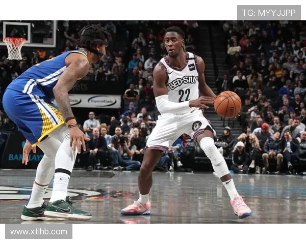 德斯蒙德·班恩三分效率提升显著改变篮网无球拉扯战术体系