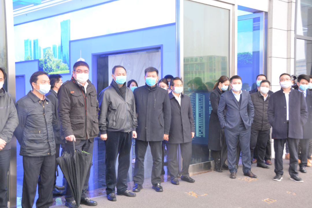 长沙市委副书记、代市长郑建新一行调研MK体育环境长沙中联产业园