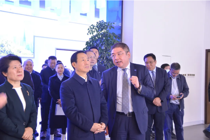 奋进新征程丨湖南省委书记许达哲一行莅临MK体育环境长沙基地调研考察